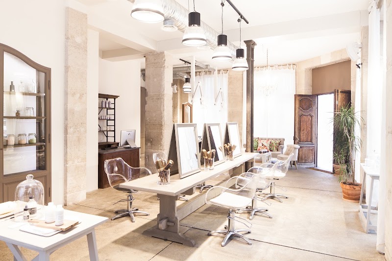 Jenny & Paola Maison - Coiffure Paris - OneBooking