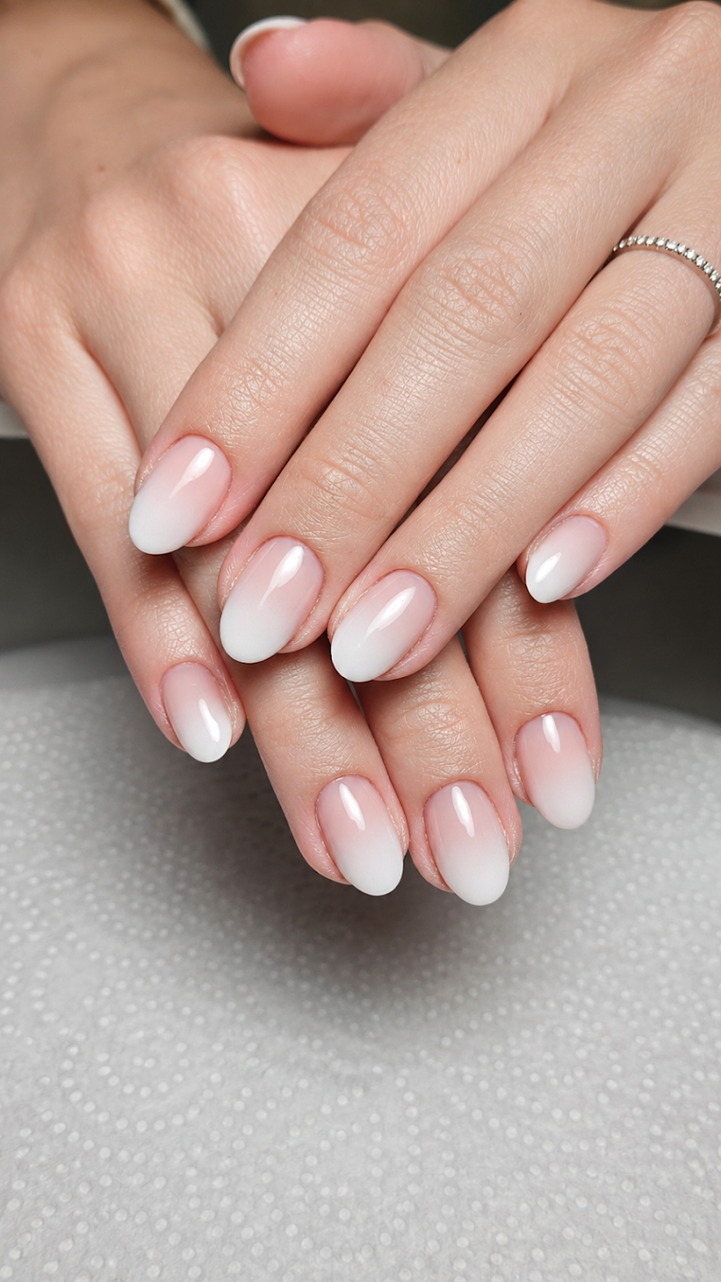 ICONIQUES Le Havre Ongles & Cils - Onglerie Le Havre - OneBooking