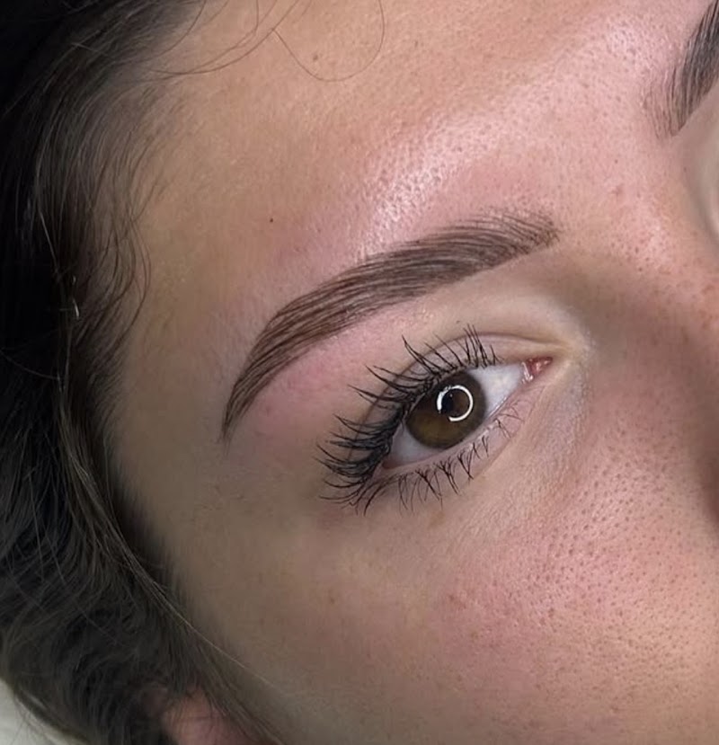 Beauty concept - Onglerie Grenoble - OneBooking