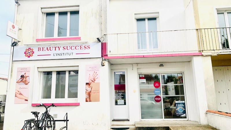 Beauty Success - Institut Bvd Sautel - Onglerie La Rochelle - OneBooking