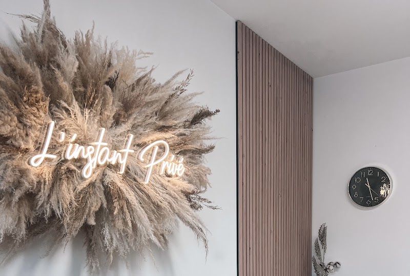 L'instant privé - Onglerie Dijon - OneBooking