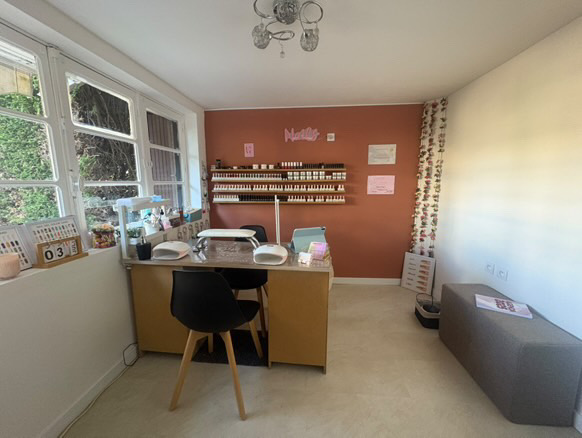 MG Nails - Le Mans - Onglerie Le Mans - OneBooking