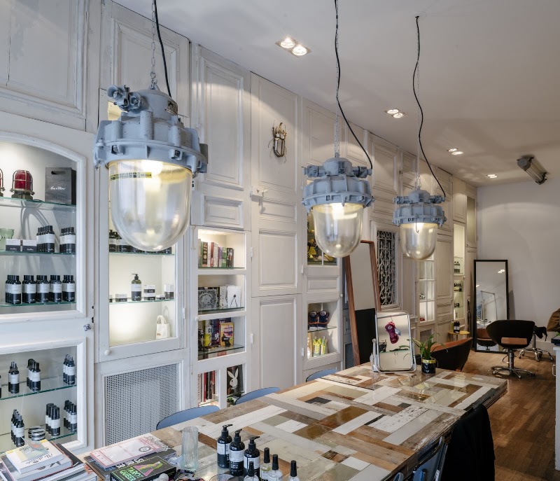 VEE HAIR PARIS - Coiffure Paris - OneBooking