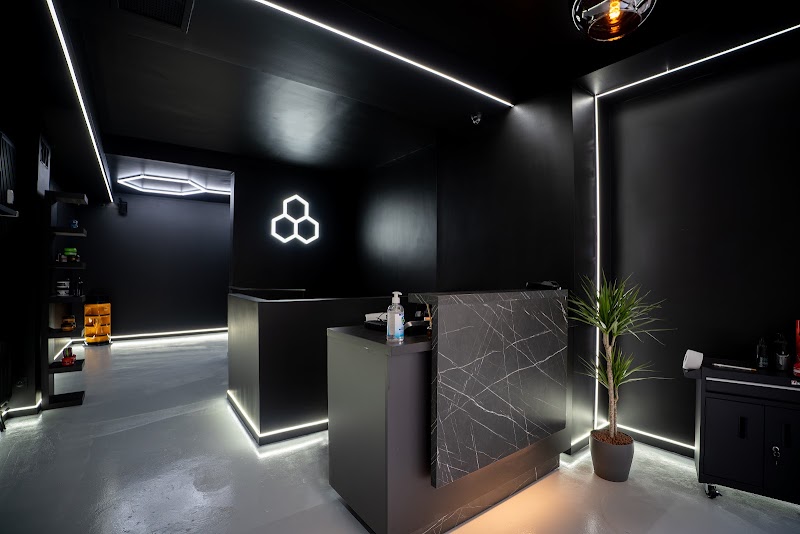 HILLSIDE - Coiffeur Paris 10 - Coiffure Paris - OneBooking
