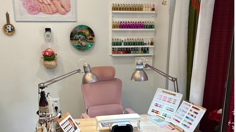 Anne Nails - Onglerie Le Mans - OneBooking