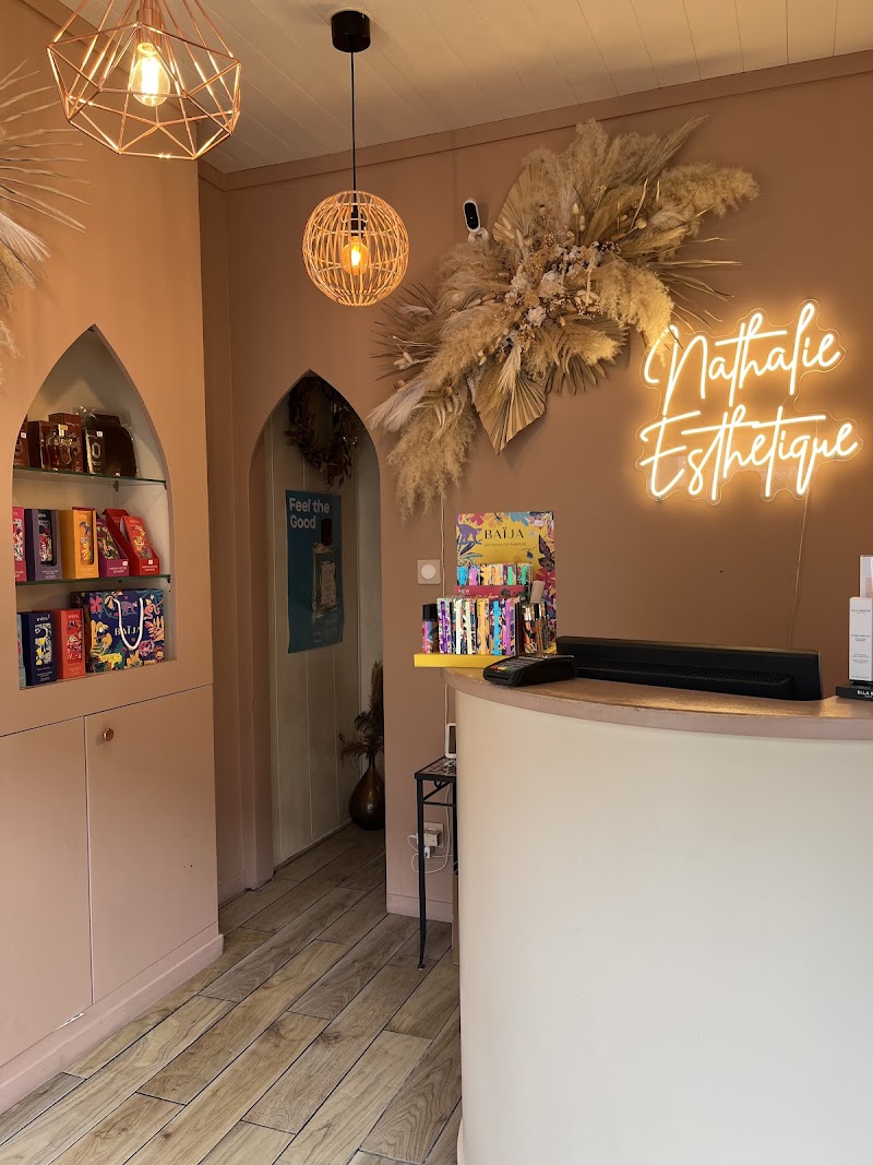 Nathalie Esthétique - Onglerie Le Havre - OneBooking