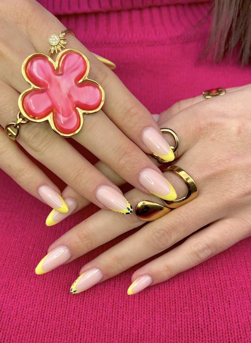 QueenPriscNailashes - Onglerie Grenoble - OneBooking