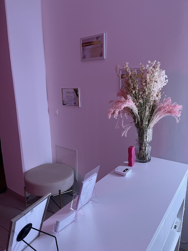 Nailsevana - Onglerie La Rochelle - OneBooking