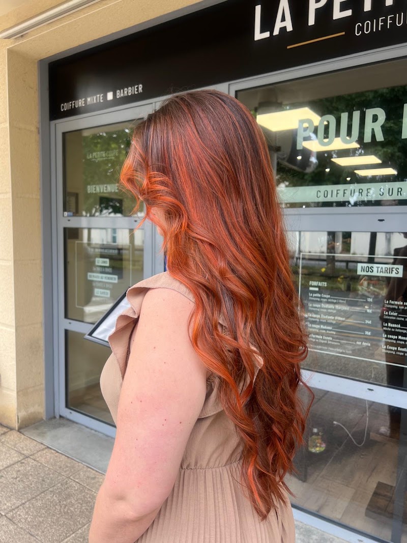 La petite coupe - Coiffure Poitiers - Photo de couverture - OneBooking