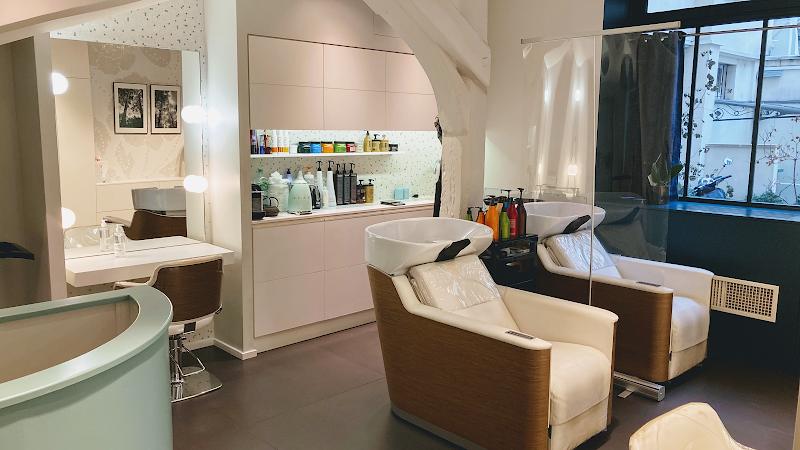Secret de Cour - Coiffure Paris - OneBooking