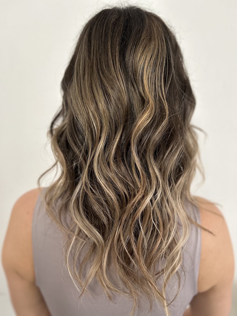 Hair by Hair1 - Coiffeur & Balayages Paris 2 - Coiffure Paris - OneBooking