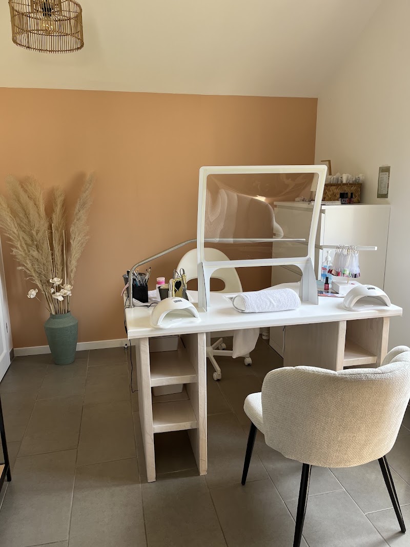 Les Ongles de Nathalie - Onglerie Le Havre - OneBooking