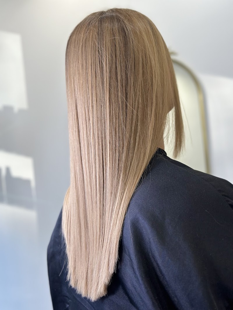 Hair Palace - Coiffure Paris - OneBooking
