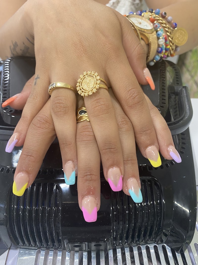 Lsi Nail - Onglerie Grenoble - OneBooking