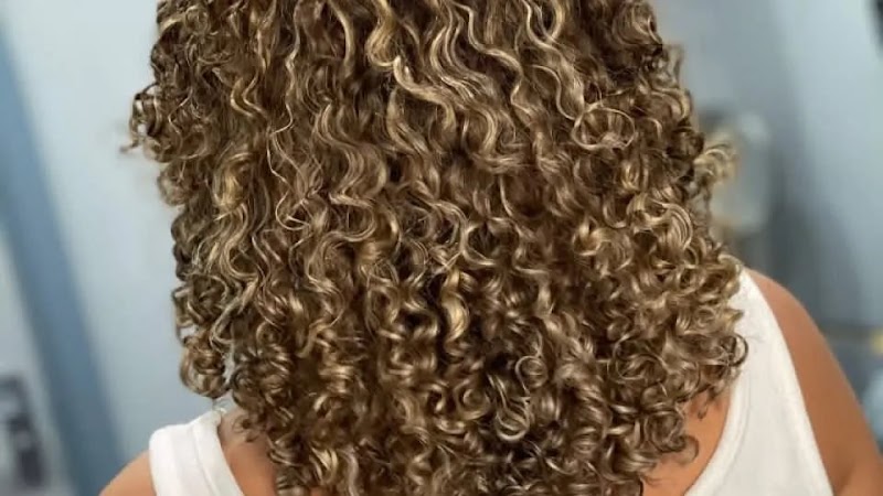 Strand & Lock - Coiffure Birmingham - OneBooking