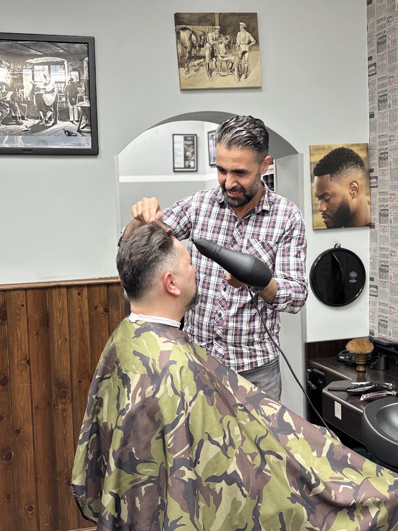 Coiffure Ajabli (Friseursalon) - Coiffure Frankfurt Am Main - OneBooking