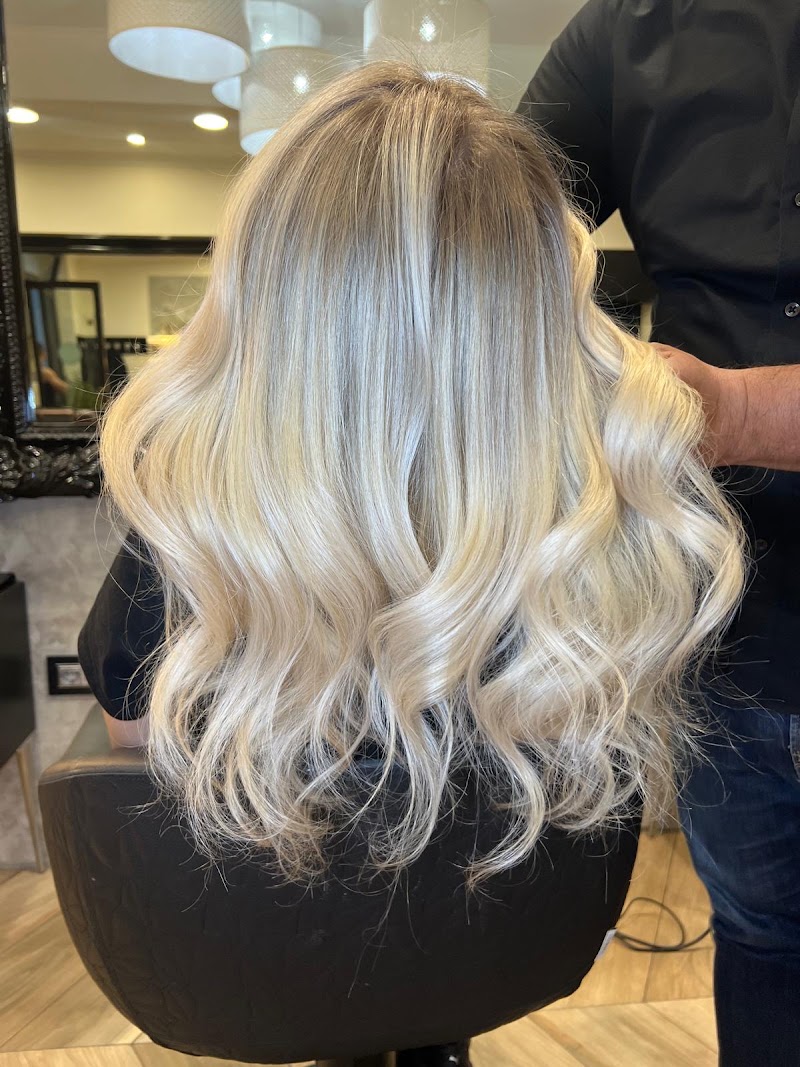 DOMENICO Hair Salon Firenze - Coiffure Florence - OneBooking