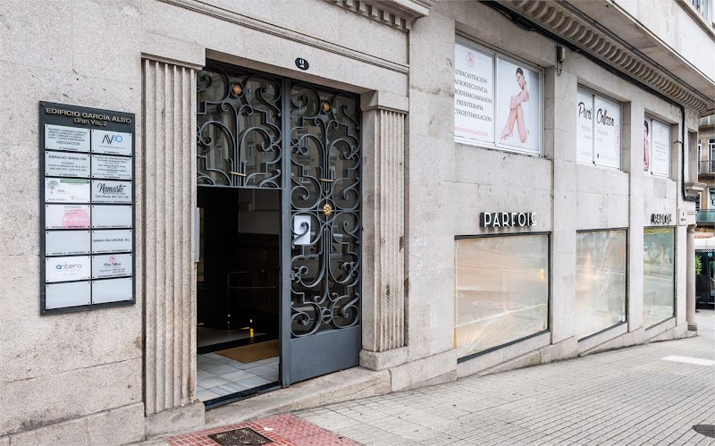 Puri Collazo | Centro Estética, Tratamiento Capilar, Oncoestética y Pelucas - Coiffure Vigo - OneBooking