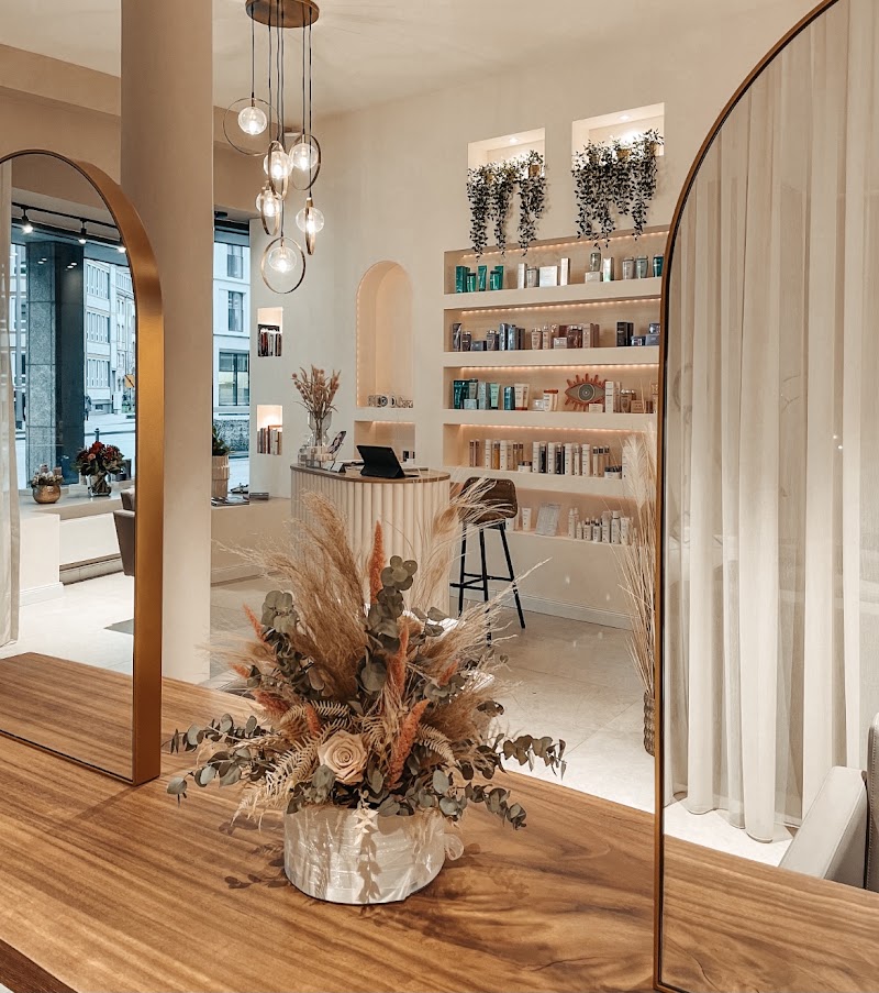 The Hair House - Coiffure Frankfurt Am Main - OneBooking