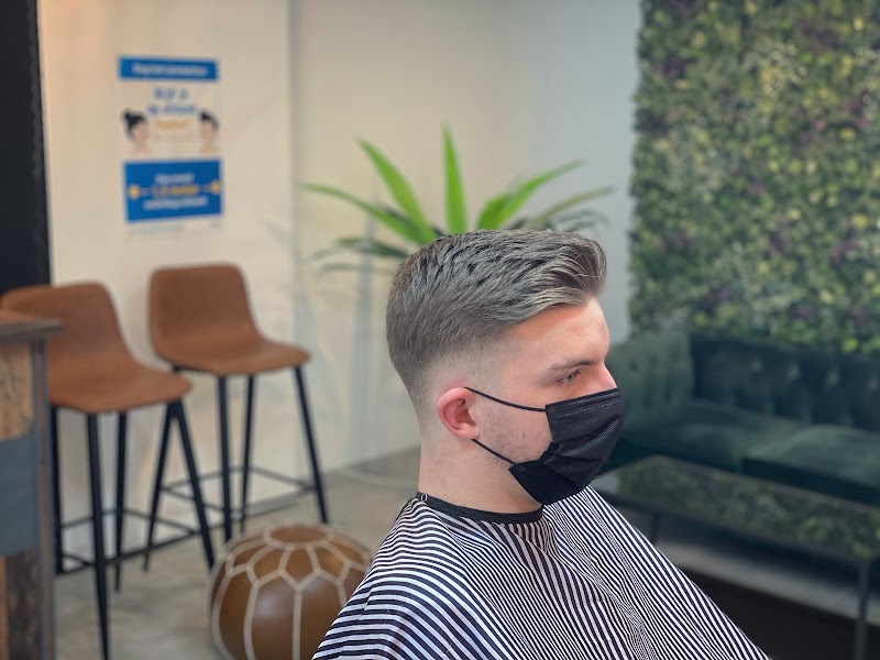 Fame Hairdressers Belgium ✂ - Coiffure Mol - OneBooking