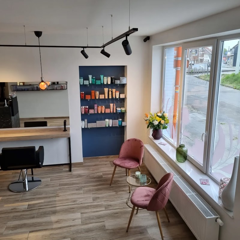 Vera S Artiste Coiffeuse - Coiffure Mons - OneBooking