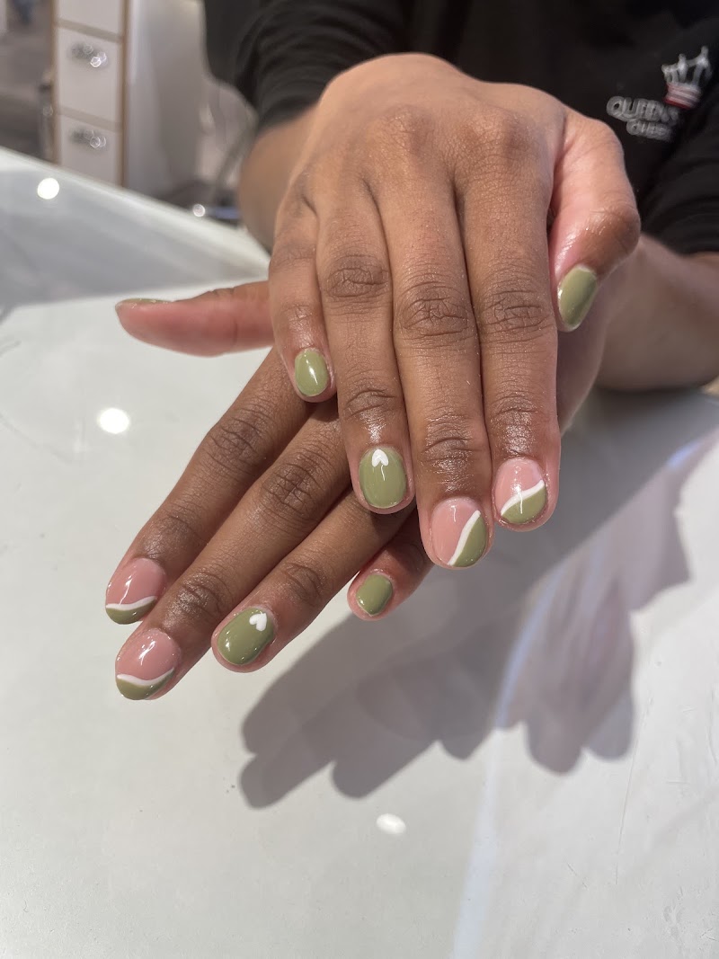 Nails Primark Belfast - Coiffure Belfast - OneBooking