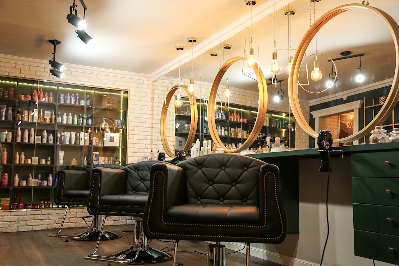 Salon Nicole's - Coiffure Focșani - OneBooking