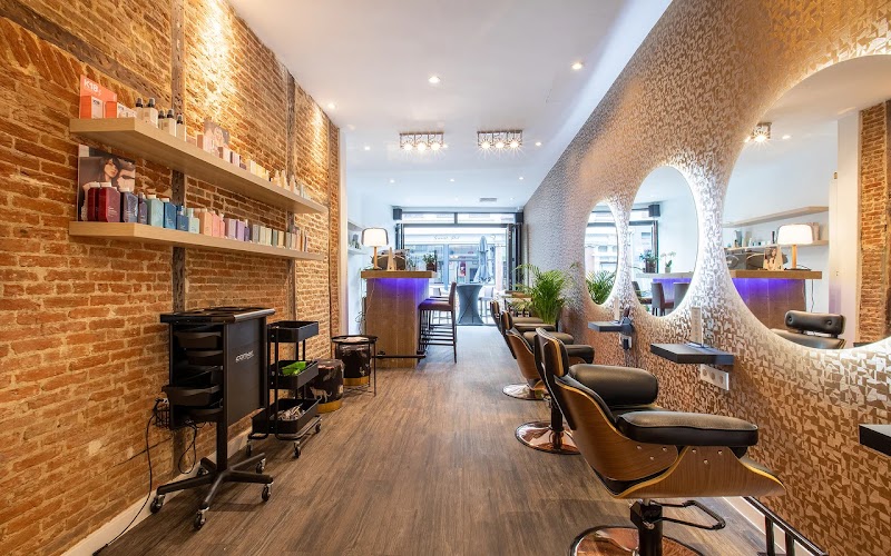 mokoräichi Hair Professional & Bar - Coiffure Antwerp - OneBooking