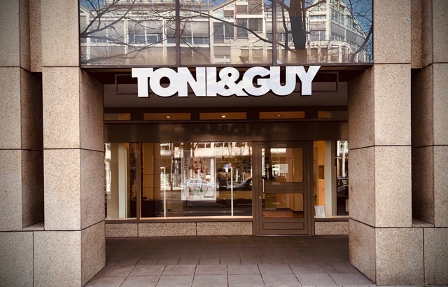 TONI&GUY München - Coiffure Munich - OneBooking