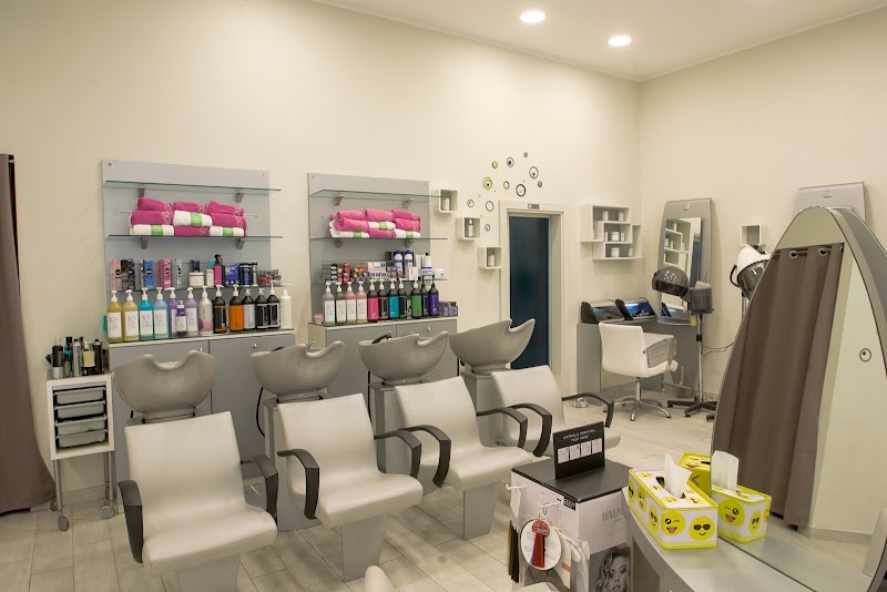 Parrucchiere Donna In - Coiffure Bari - OneBooking
