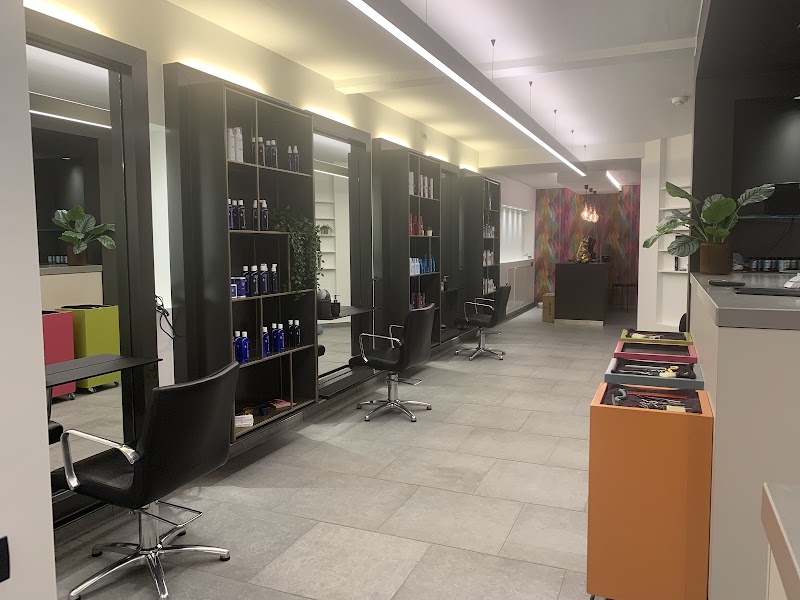 Kapper Damen - Coiffure Mol - OneBooking