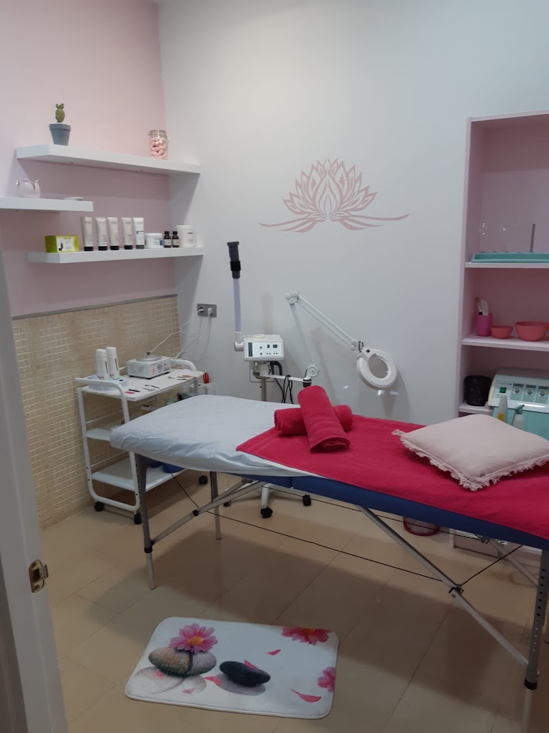 Salón Jess - Coiffure Badalona - OneBooking