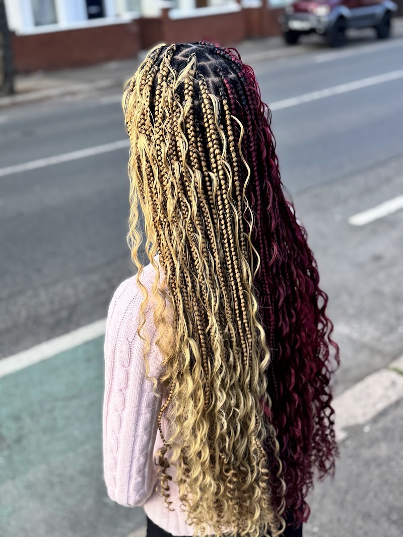 Elegant braids by Rhoda - Coiffure Belfast - OneBooking