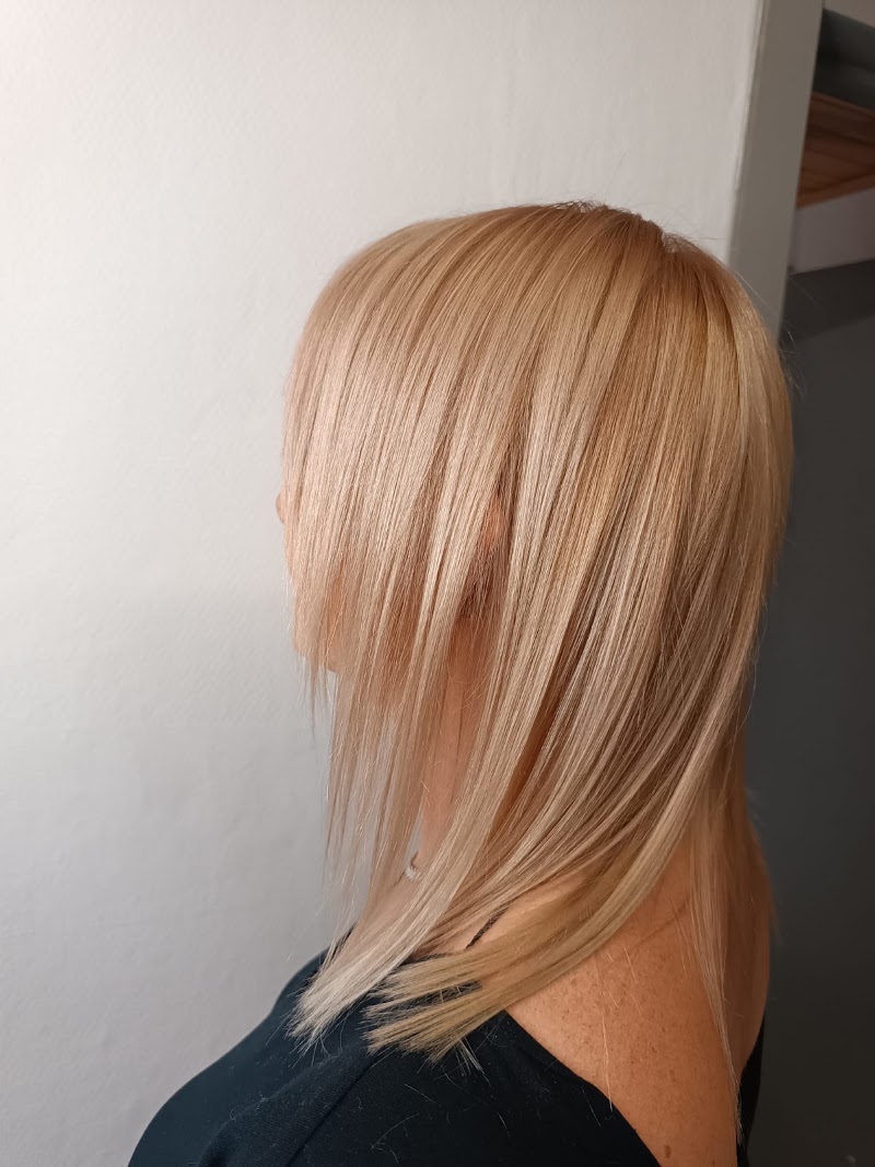 Coiffure by poko - Coiffure Mons - OneBooking