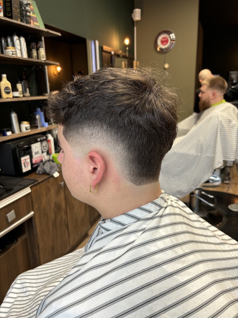 angi's barber shop - Coiffure Namur - OneBooking