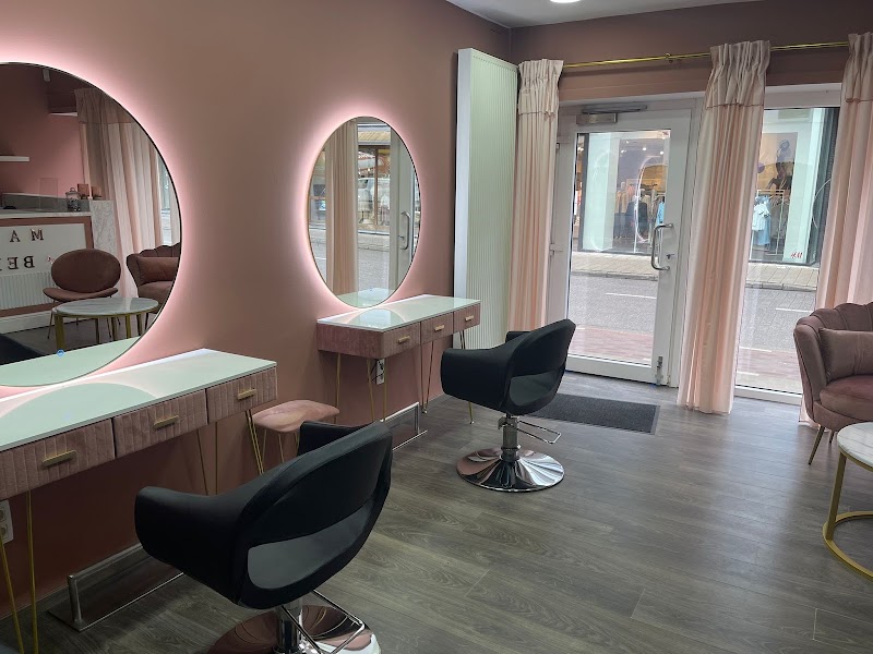 Mania Belle - Coiffure Mol - OneBooking