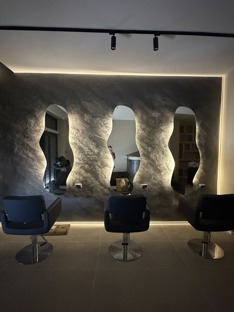 Lumia Hair studio - Coiffure Latina - OneBooking