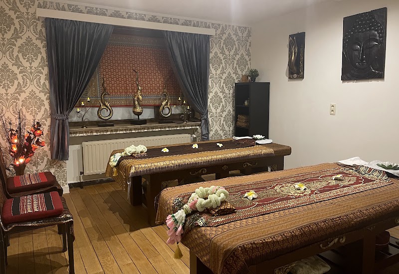 Siam Royal Thai Massage en head spa - Coiffure Lokeren - OneBooking