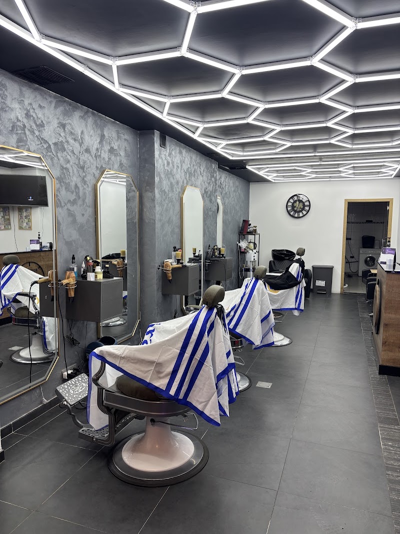 Kapsalon Legends ✂ - Coiffure Antwerp - OneBooking