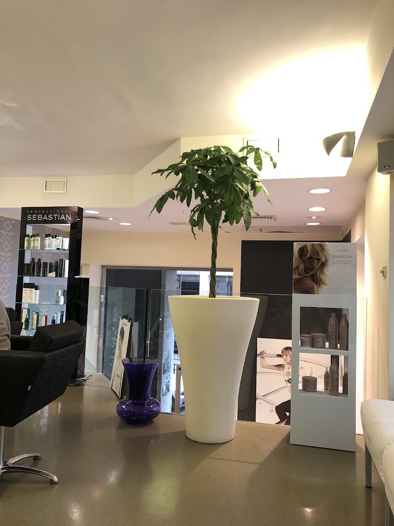Staff@mitch Srl - Coiffure Foggia - OneBooking