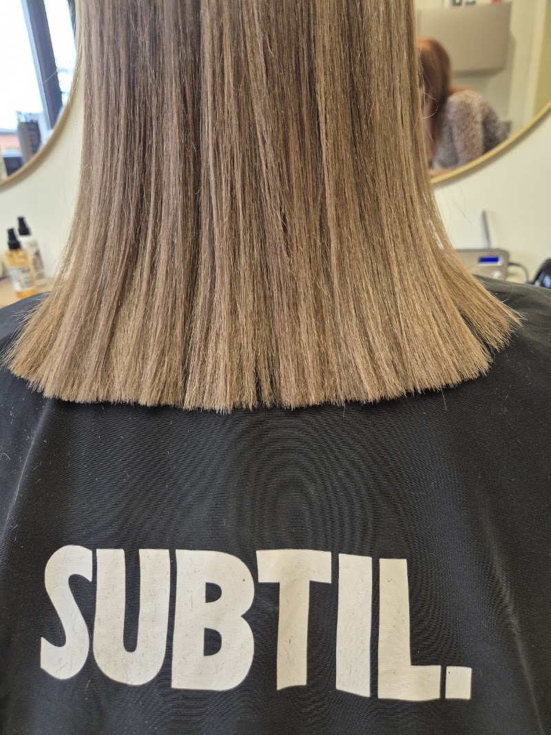 Caroline Hair Beauty - Coiffure La Louvière - OneBooking