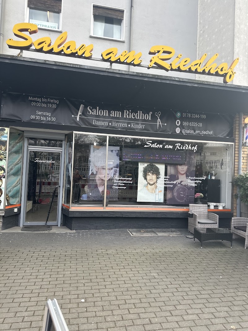 Salon Am Riedhof - Coiffure Frankfurt Am Main - OneBooking