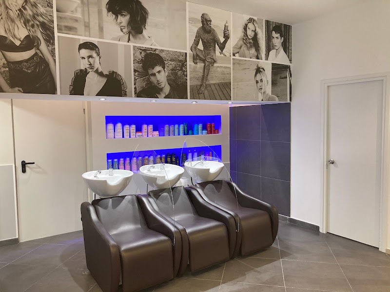 Jean Louis David - Peluquería Badalona - Coiffure Badalona - OneBooking