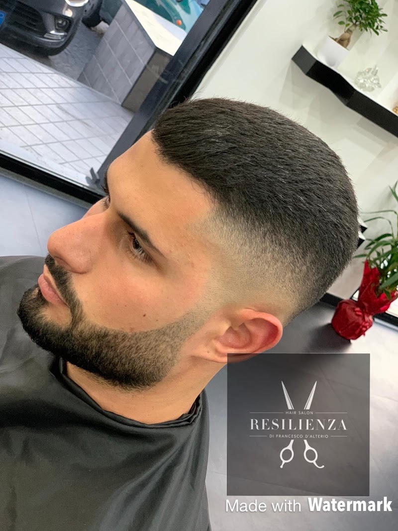 Resilienza hair salon di Francesco D'alterio - Coiffure Giugliano In Campania - OneBooking