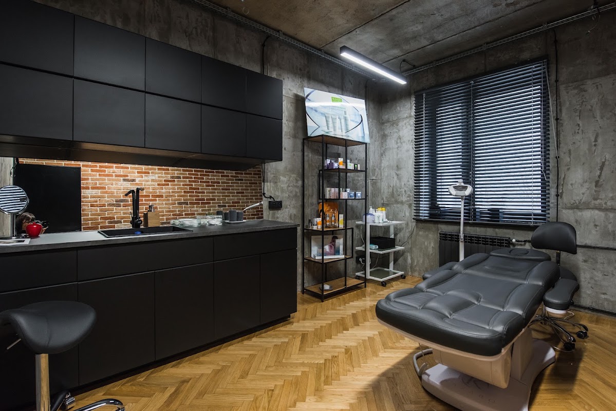 HUGZ Hair&Beauty - Coiffure Warszawa - HUGZ Hair&Beauty - Photo Galerie - OneBooking