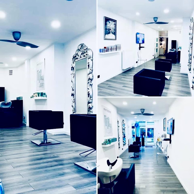 Hair by JOHN V - Coiffure Ostend - OneBooking