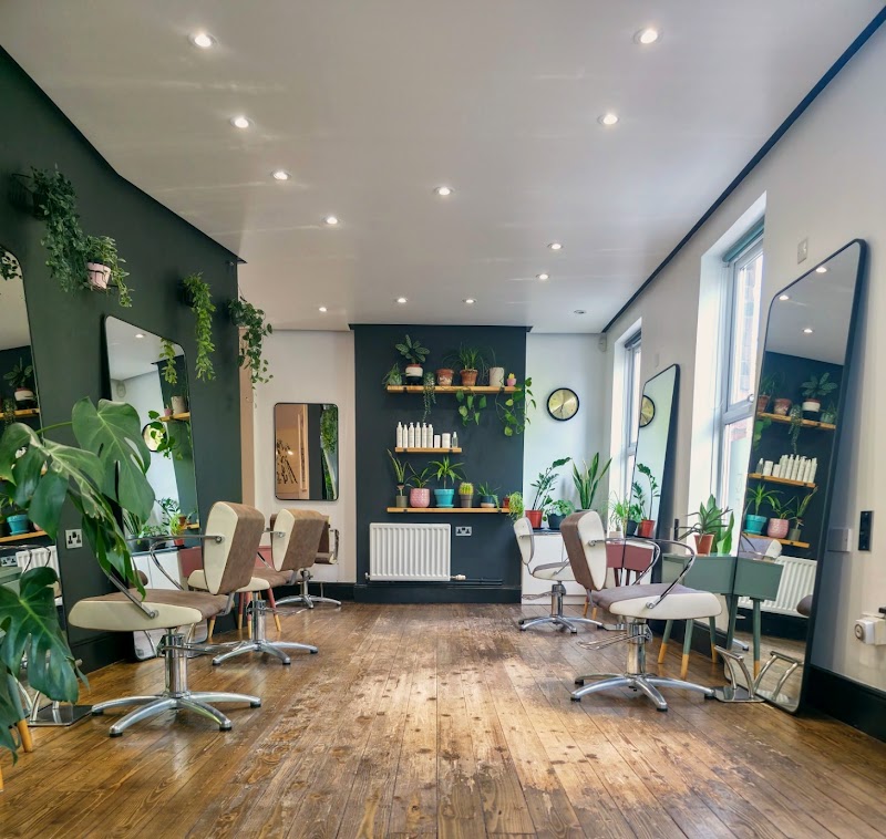 Riot & Noble Salon - Coiffure Belfast - OneBooking
