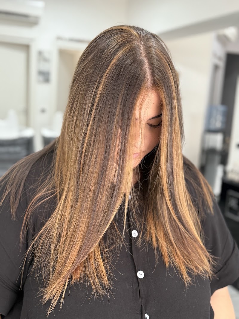 Nouvelle Tendance Dg - Coiffure Giugliano In Campania - OneBooking