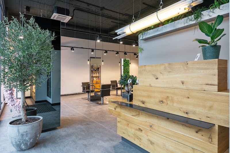 Said Rubaii Hairstyling - Hair Salon in Berlin Mitte - Coiffure Berlin - OneBooking