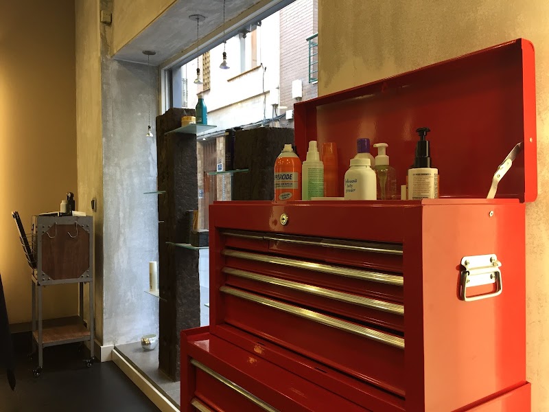 Nájera Perruquers - Coiffure Badalona - OneBooking